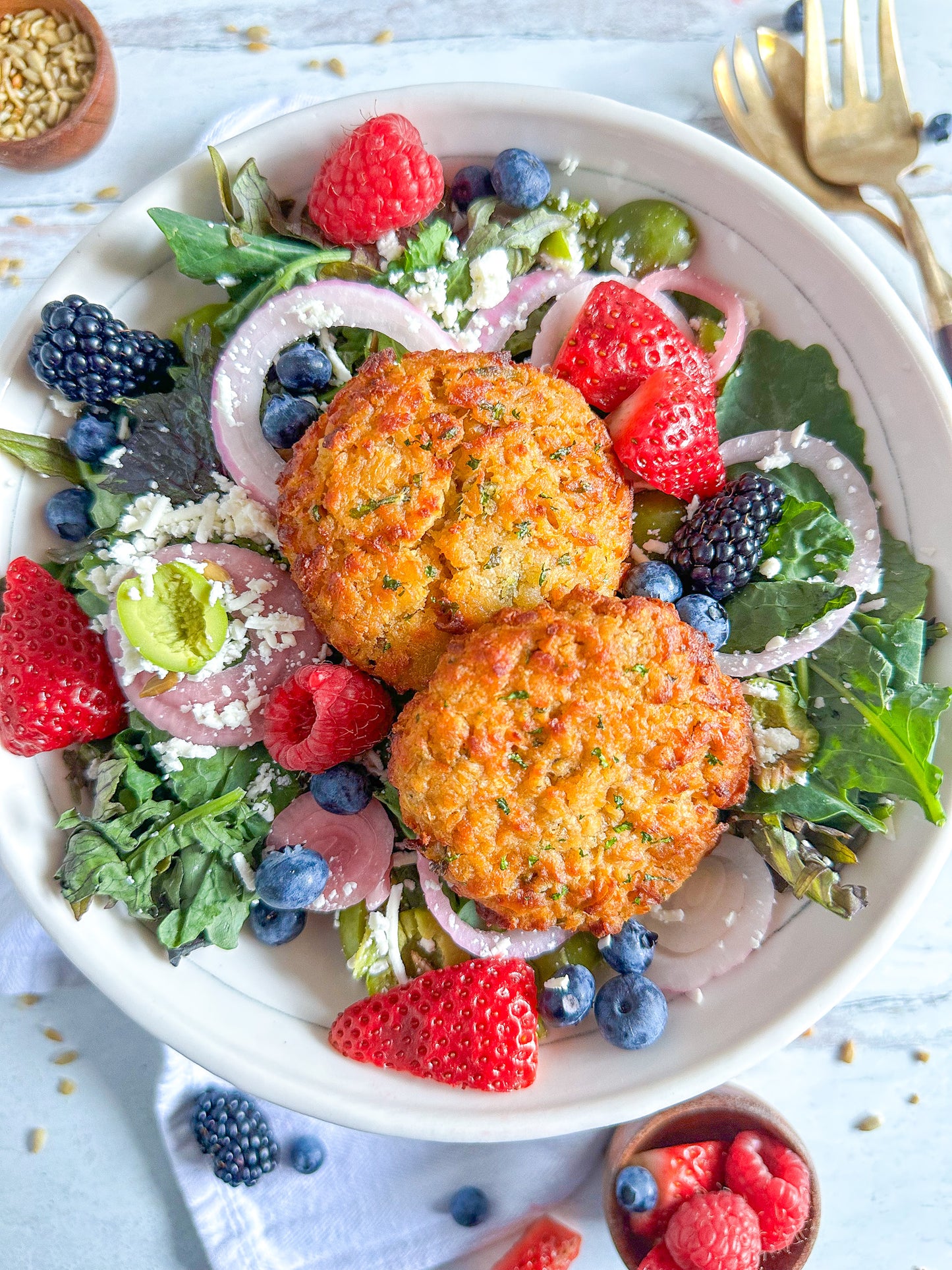 Mind Blown Crab Cake Berry Salad